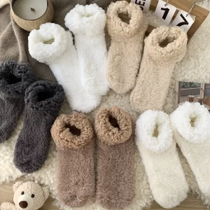 3/5 pairs of women's coarse wool socks, winter thickened warm socks, and women's socks for home sleep to warm feet